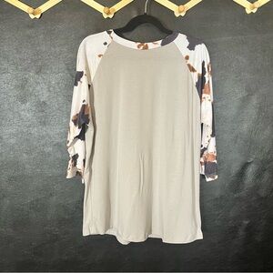 Prissy Jane‎ Gray Cow Print Raglan Tee Size 3XL